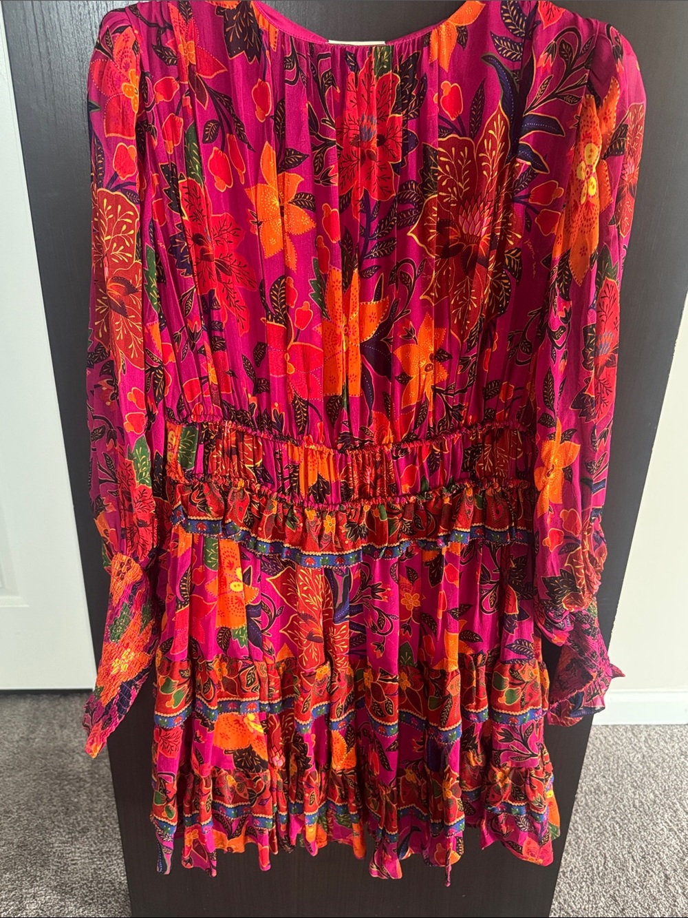 Farm Rio Floral V-Neck Long Sleeve Mini Dress Size M | NWT | MSRP $260 - Picture 5 of 5
